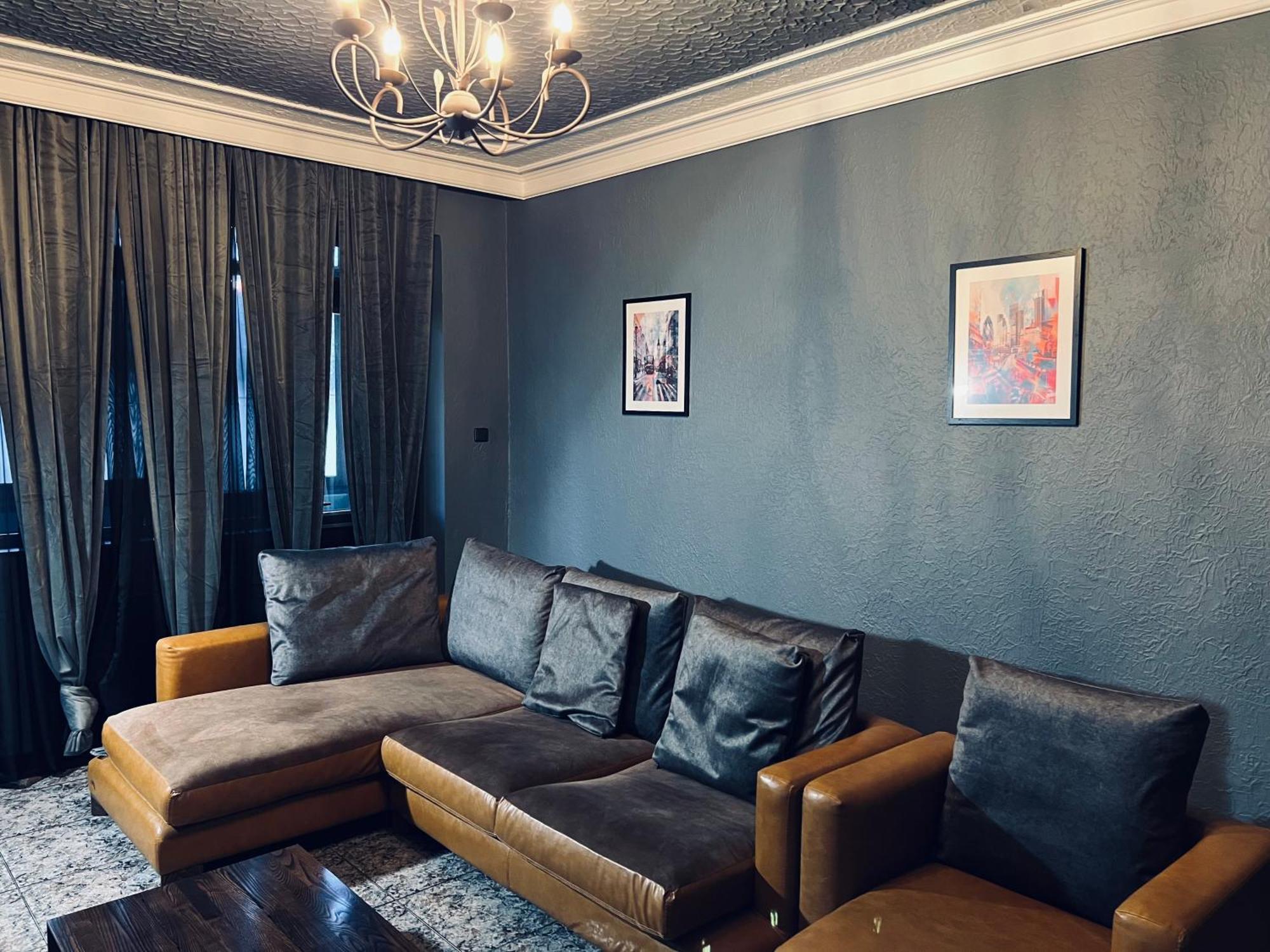Central Apartment Black Cat كارلوفو المظهر الخارجي الصورة