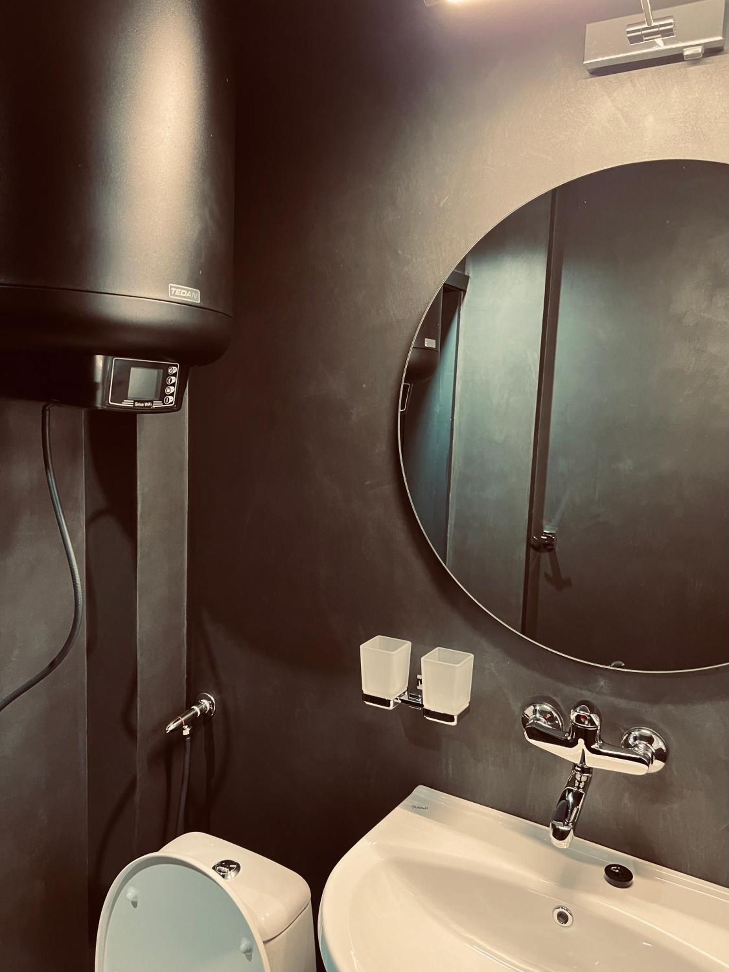 Central Apartment Black Cat كارلوفو المظهر الخارجي الصورة